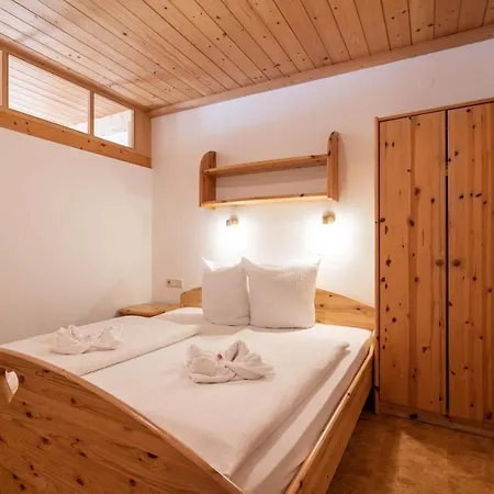 Hotel-gasthof Andreas Szálloda Obertilliach