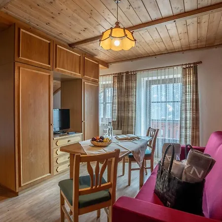 Hotel-gasthof Andreas Szálloda Obertilliach