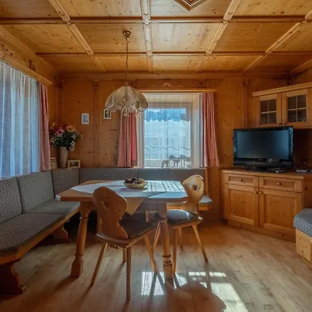 Hotel-gasthof Andreas Szálloda Obertilliach